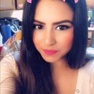 Meet your Posher, Nichole